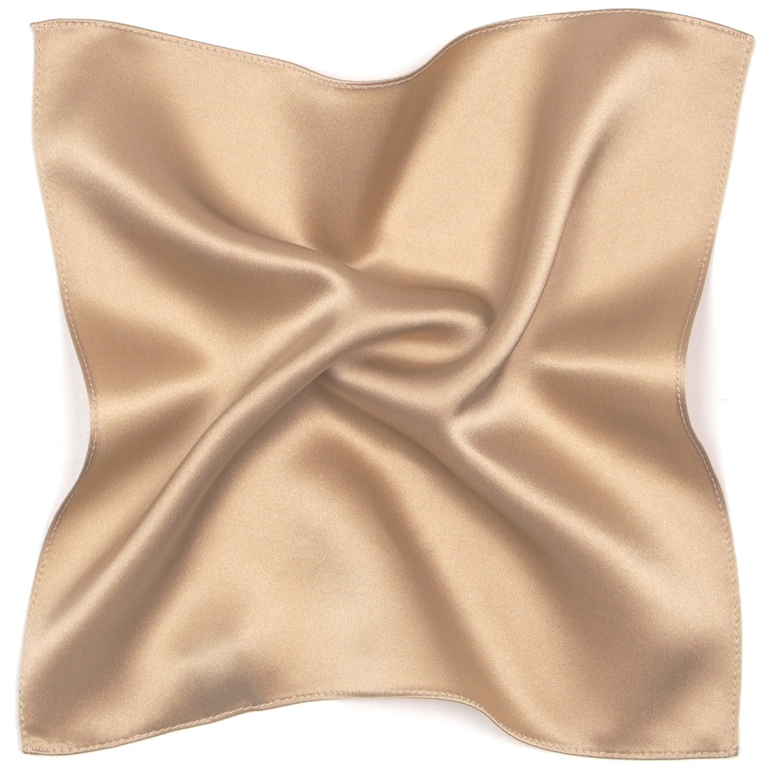 PJ-016 Elegancka m�ska poszetka do garnituru jedwabna ciemny be� 30x30 cm